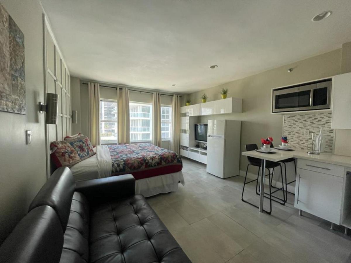 Beachfront Studios Casablanca Rentals Miami Beach Exterior foto