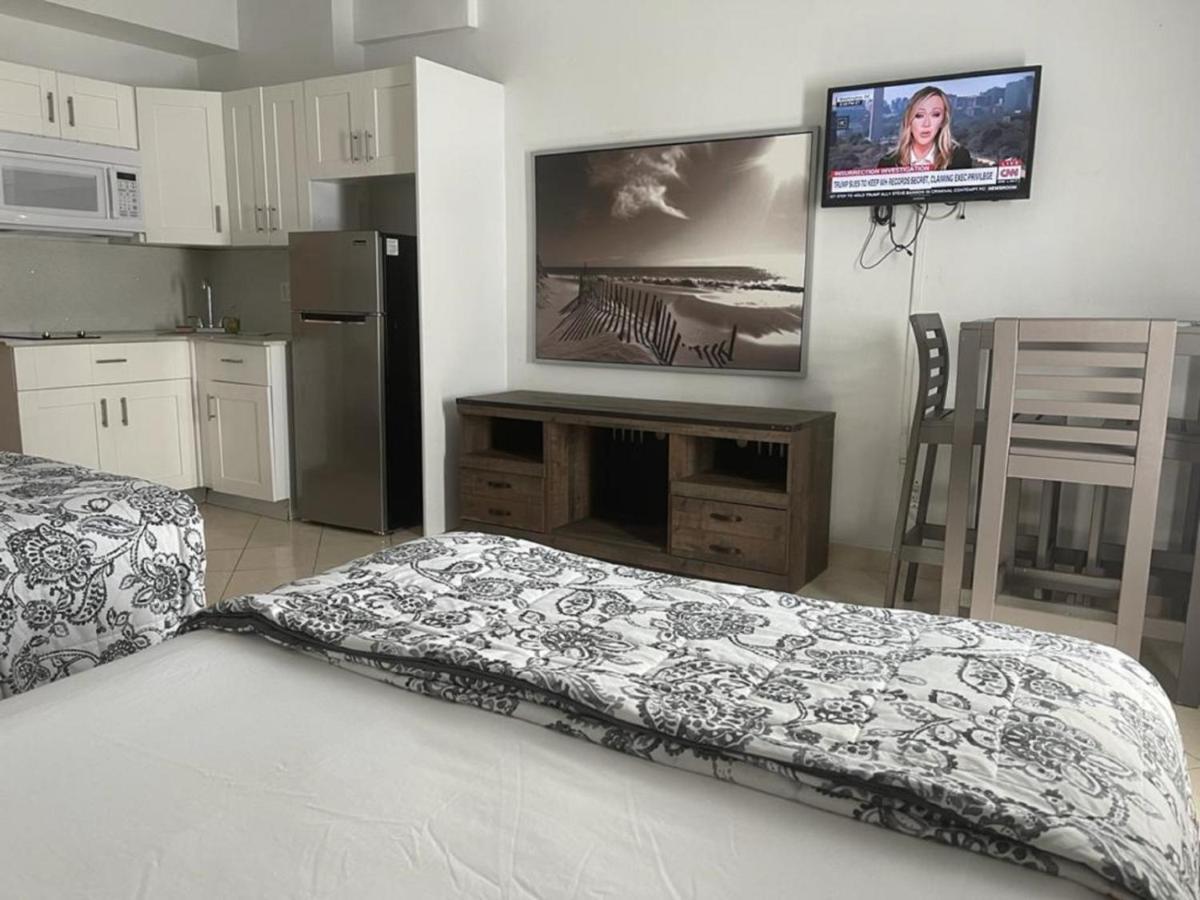 Beachfront Studios Casablanca Rentals Miami Beach Exterior foto