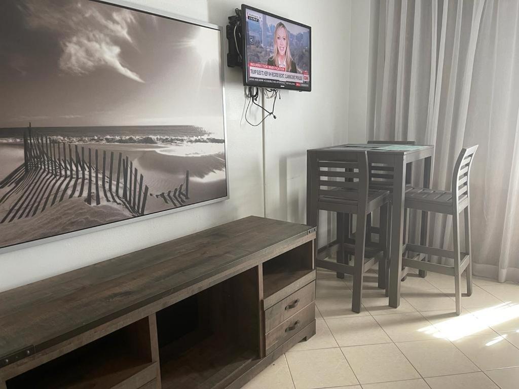Beachfront Studios Casablanca Rentals Miami Beach Exterior foto